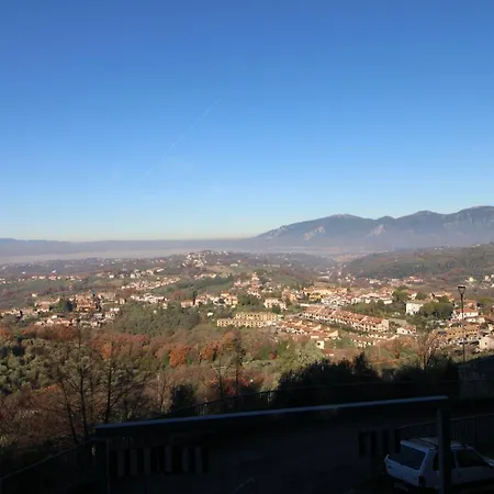 I Run Away In Umbria, The Countess *